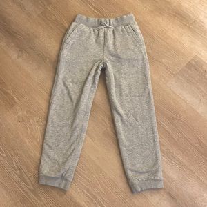 Gap pants all line with worn material